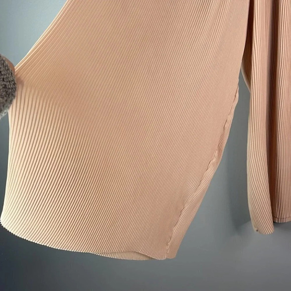 ZARA Plisse Culottes Tan Nude Wide Leg Crop Contrast Black Elastic Waistband S - Picture 5 of 10